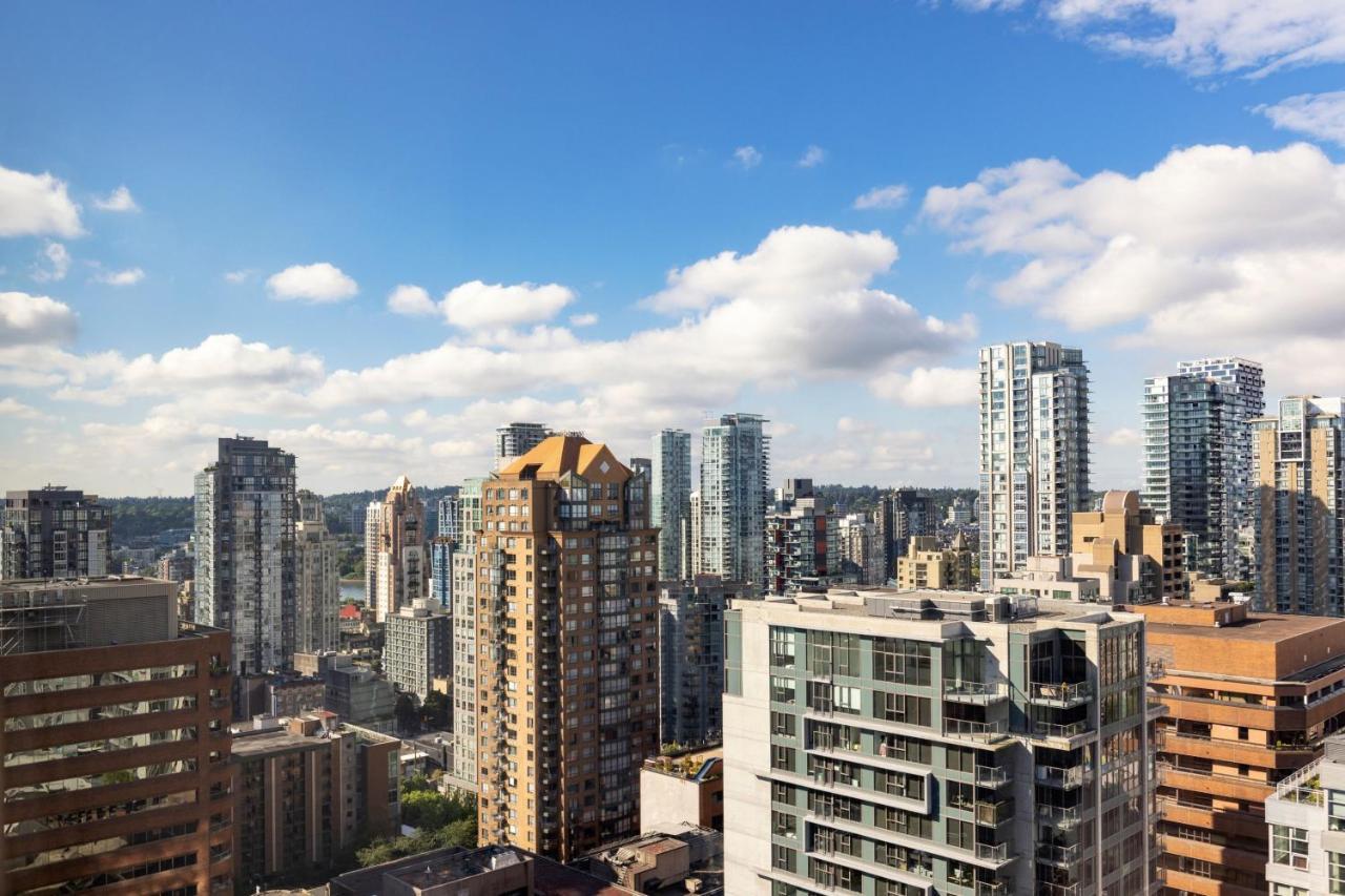 Sheraton Vancouver Wall Centre Exterior foto